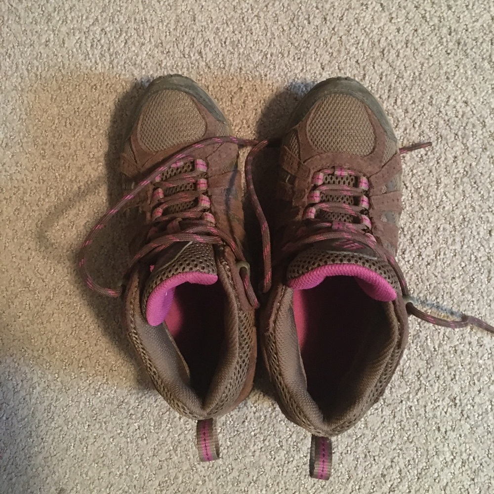 Columbia hiking boots
